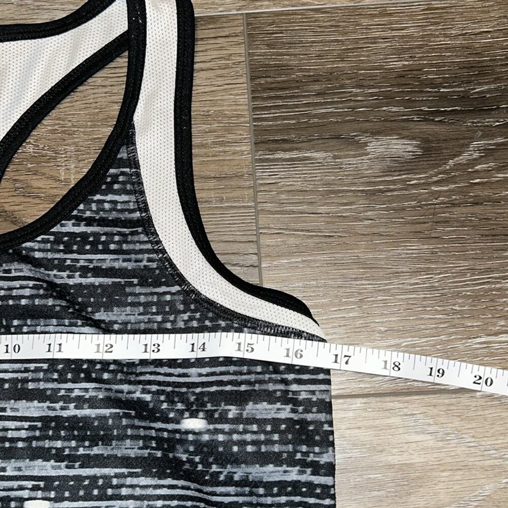 Champion Duo Dry - 2 Workout tops Size Medium - Picture 5 of 13